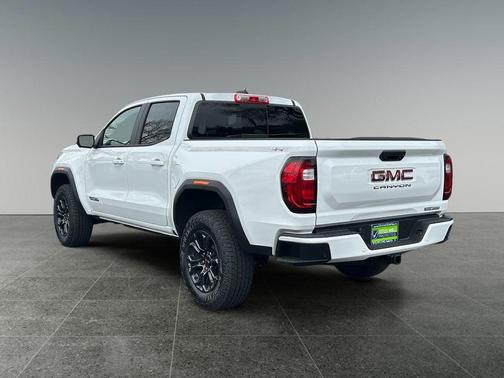 Summit White 2025 GMC Canyon Elevation