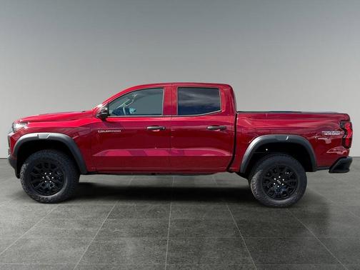 Radiant Red Tintcoat 2026 Chevrolet Colorado Trail Boss