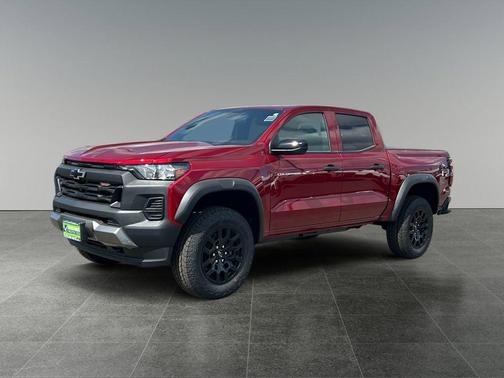 Radiant Red Tintcoat 2026 Chevrolet Colorado Trail Boss