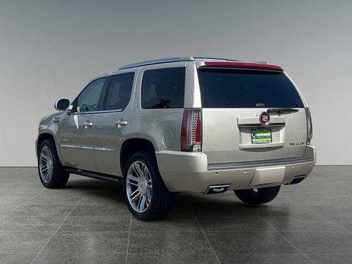 2014 Cadillac Escalade Premium