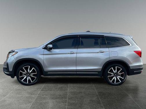 2021 Honda Pilot Touring 8-Passenger