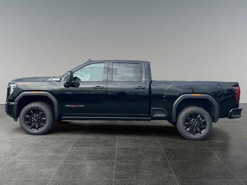 2025 GMC Sierra 2500 AT4