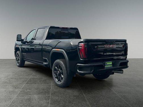 2025 GMC Sierra 2500 AT4