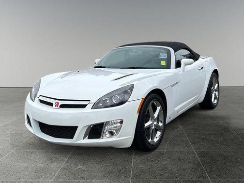 2008 Saturn Sky Red Line