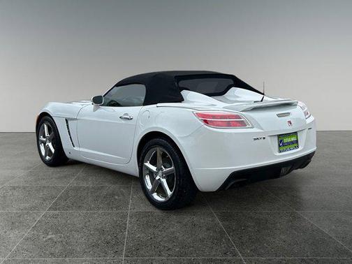 2008 Saturn Sky Red Line
