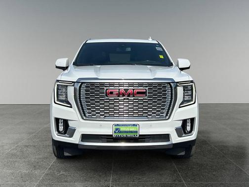 Summit White 2022 GMC Yukon Denali