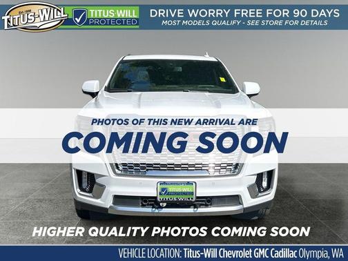 Summit White 2022 GMC Yukon Denali