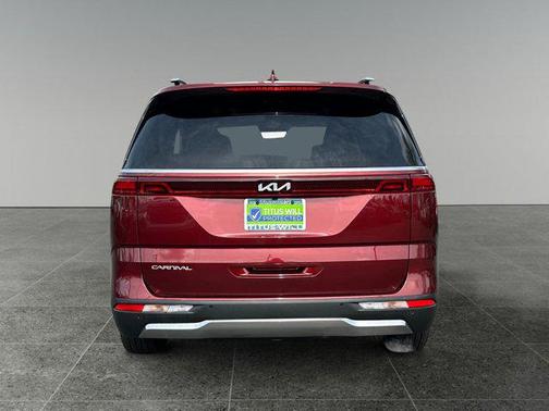 2023 Kia Carnival SX