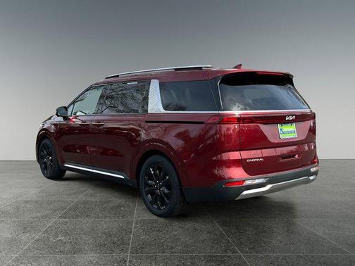 2023 Kia Carnival SX