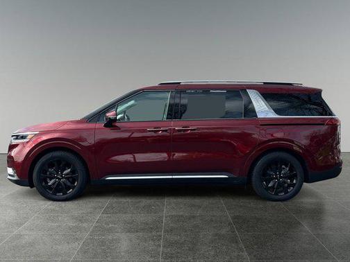 2023 Kia Carnival SX