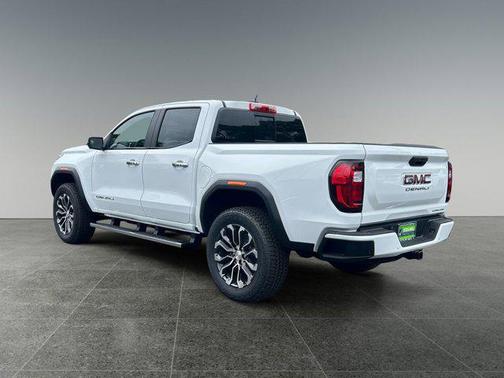 2025 GMC Canyon Denali