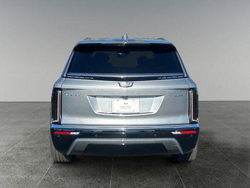 2026 Cadillac VISTIQ Luxury