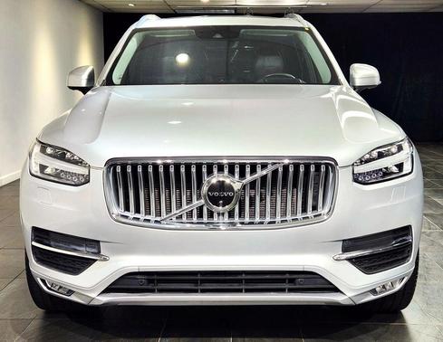 2019 Volvo XC90 T6 Inscription