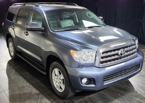 2008 Toyota Sequoia SR5