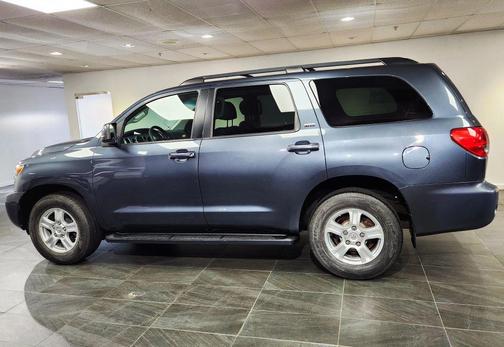 2008 Toyota Sequoia SR5