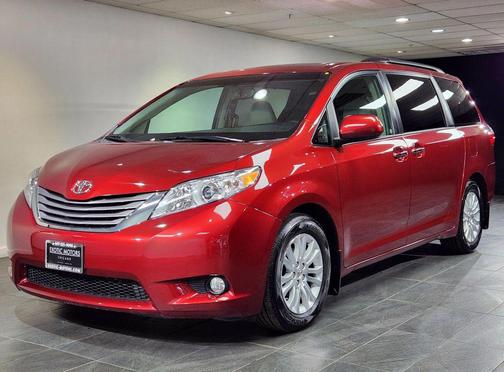 2015 Toyota Sienna XLE