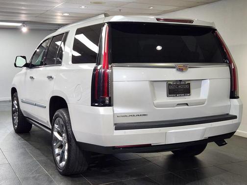 2016 Cadillac Escalade Platinum