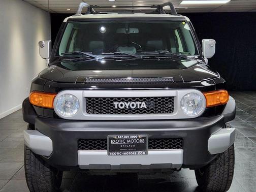 2014 Toyota FJ Cruiser Base