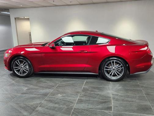 2015 Ford Mustang EcoBoost Premium
