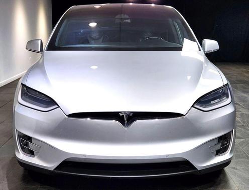 2018 Tesla Model X 100D Sport Utility 4D