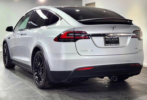 2018 Tesla Model X 100D Sport Utility 4D
