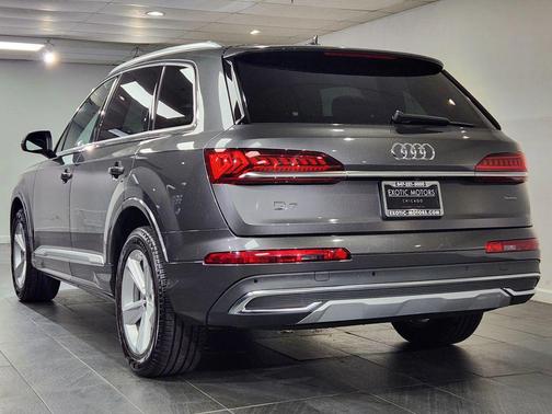 2020 Audi Q7 45 Premium