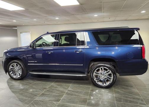 2017 GMC Yukon XL SLT