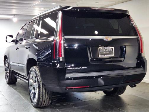 Black 2016 Cadillac Escalade Premium