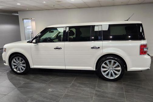 White 2018 Ford Flex Limited