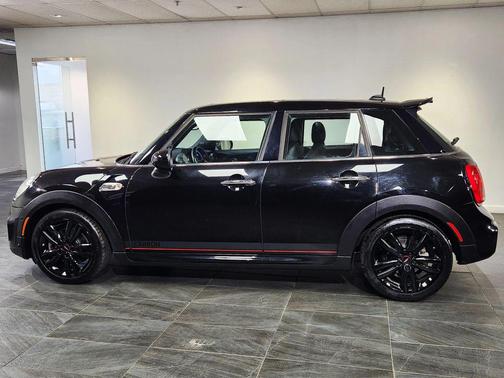 Black 2018 MINI Hardtop Cooper S