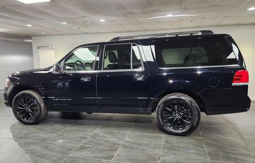 2016 Lincoln Navigator Select