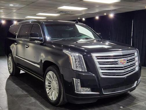 2017 Cadillac Escalade ESV Sport Platinum