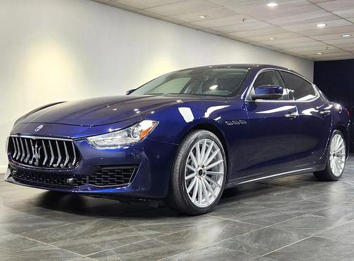 Blue 2018 Maserati Ghibli S Q4