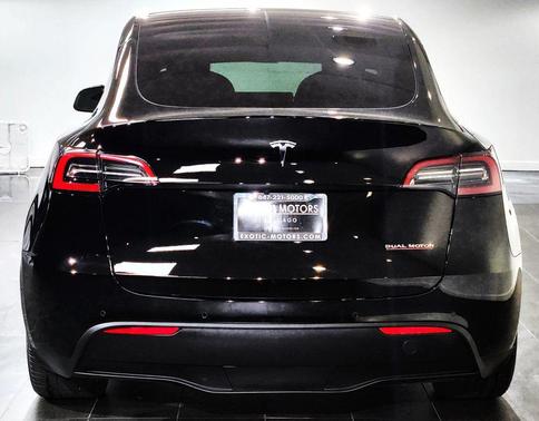 2022 Tesla Model Y Performance Sport Utility 4D