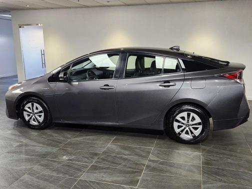 2017 Toyota Prius Four