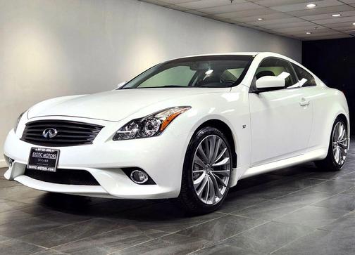 White 2014 INFINITI Q60 Journey