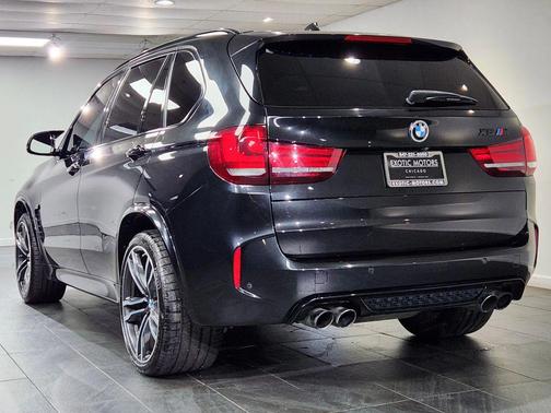 Black 2018 BMW X5 M Base