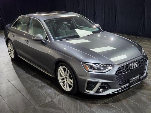 2022 Audi A4 45 S line Premium Plus