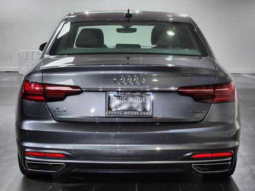 2022 Audi A4 45 S line Premium Plus