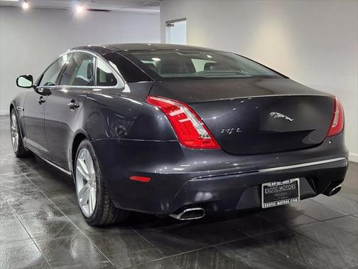 2011 Jaguar XJ L