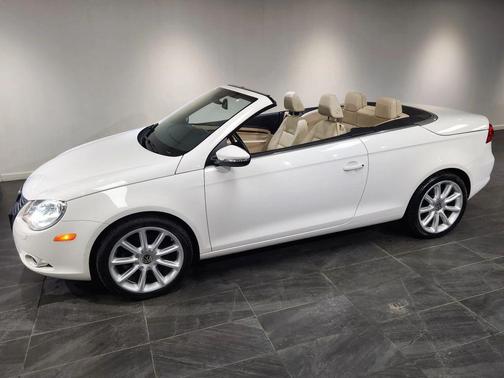 2011 Volkswagen Eos Lux