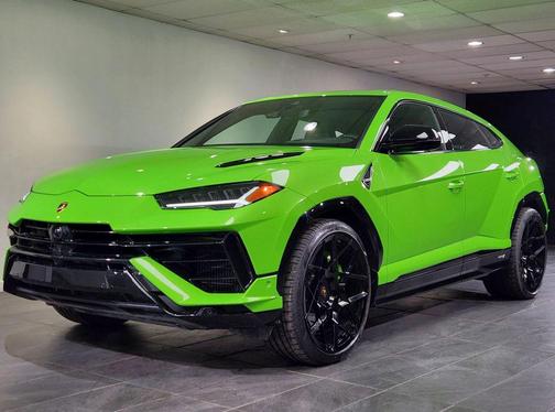 2023 Lamborghini Urus S