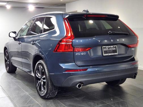 2021 Volvo XC60 T5 Momentum