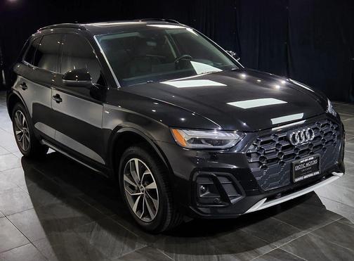 2022 Audi Q5 45 S line Prestige