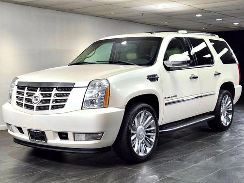 2008 Cadillac Escalade Base