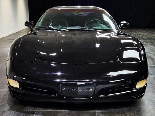 2002 Chevrolet Corvette Base