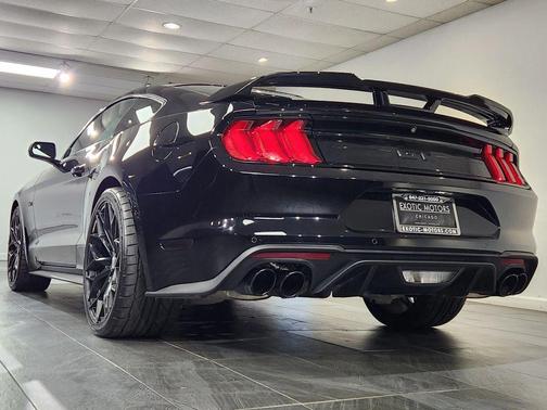 Black 2019 Ford Mustang GT