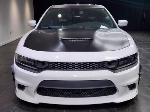 2017 Dodge Charger SE