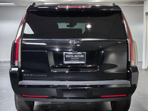 2017 Cadillac Escalade ESV Sport Platinum