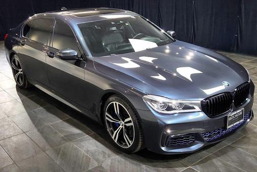 Gray 2017 BMW 750 i xDrive